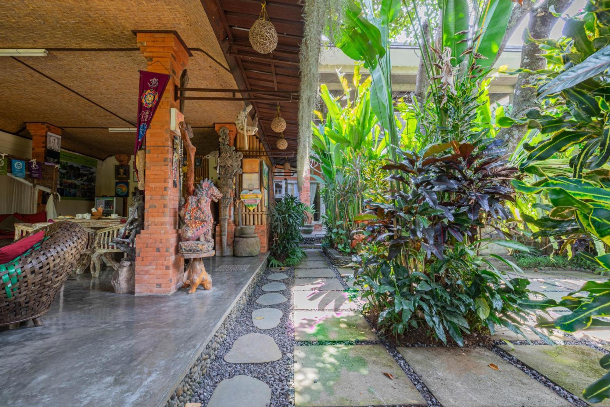 Alam Pracetha Bali Ubud Hotel Екстериор снимка